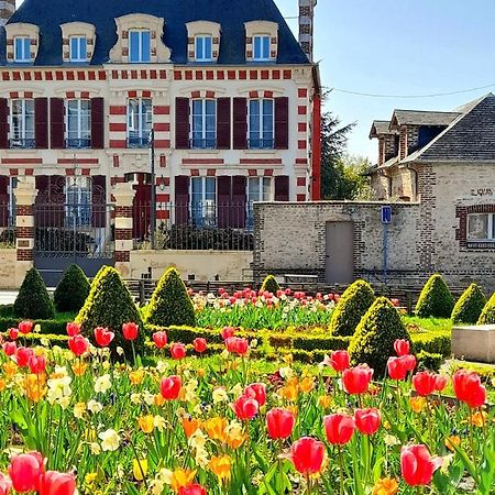 Demeure De Manneville - Spa - 1Km Des Plages De Cabourg ディーブ・シュール・メール エクステリア 写真